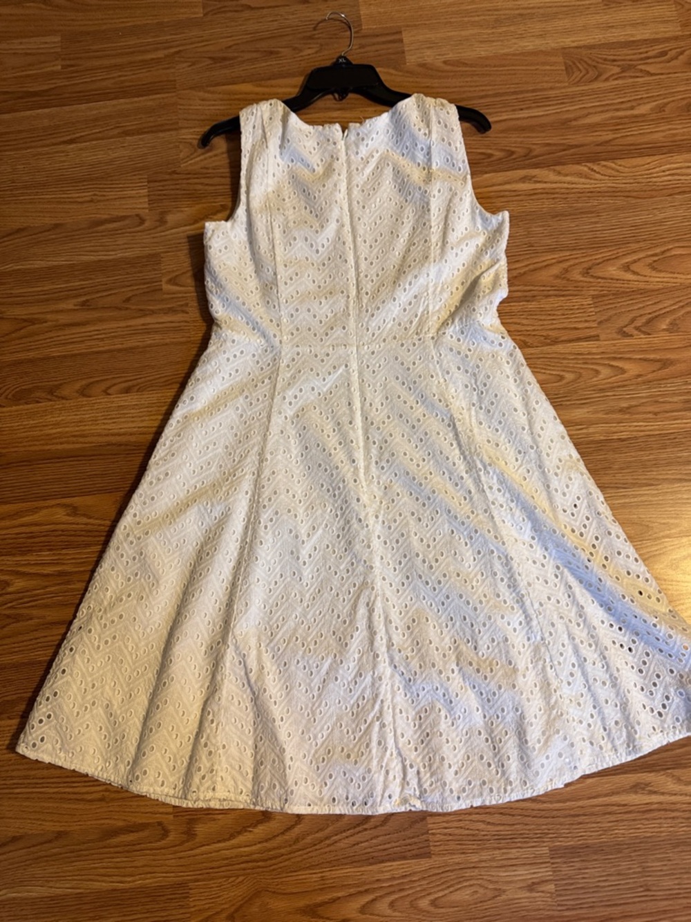 Liz Claiborne White Sleeveless Eyelet Midi Dress